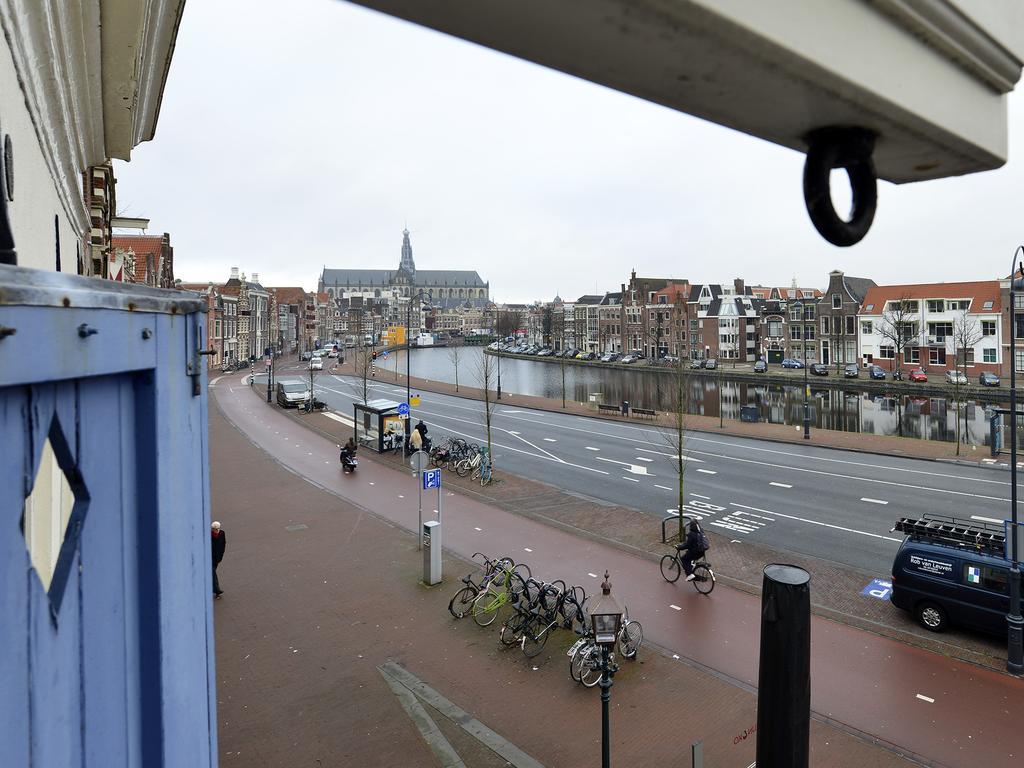 Turfhuys Aan Het Spaarne Haarlem Eksteriør bilde